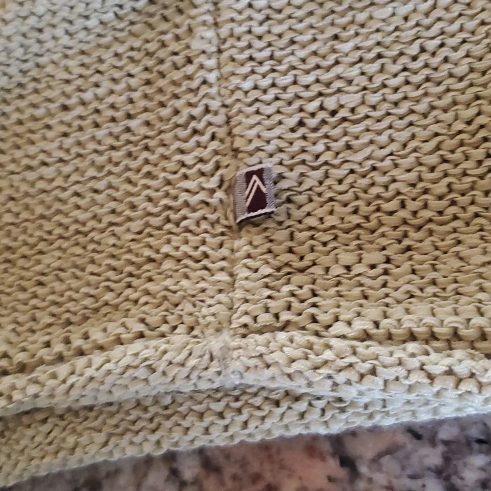 Alpine* Design Top - Picture 7 of 7